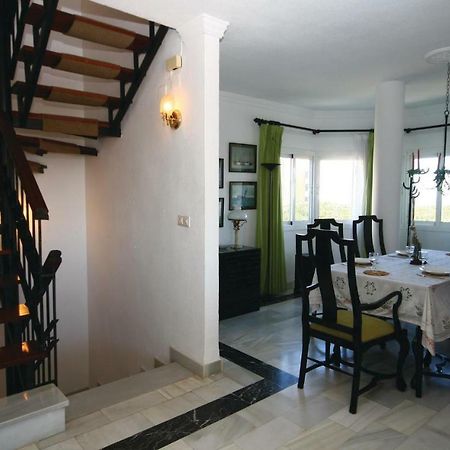 Cozy Apartment In Calahonda With Wifi La Cala De Mijas Εξωτερικό φωτογραφία